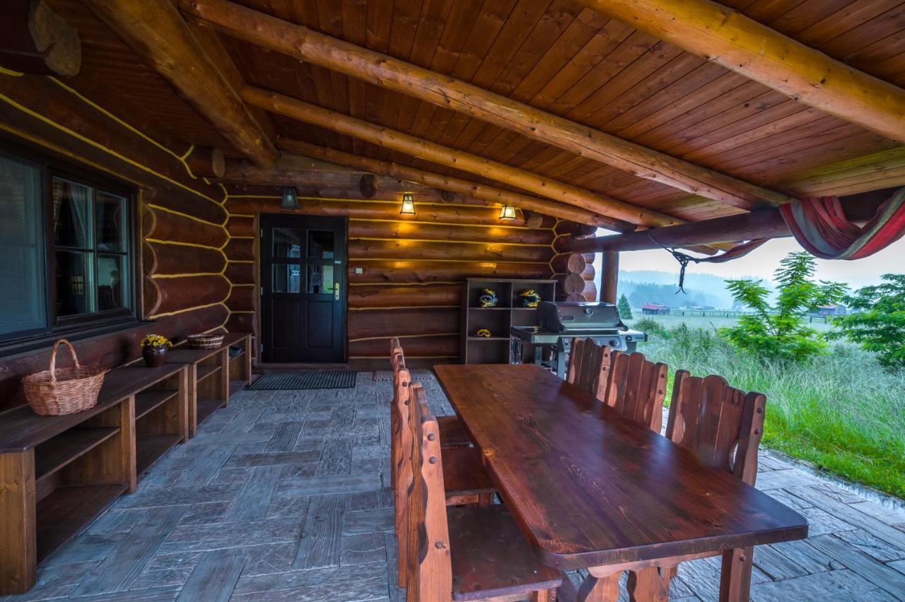 Ranch Jestrebice Hotell Hermanicky Exteriör bild