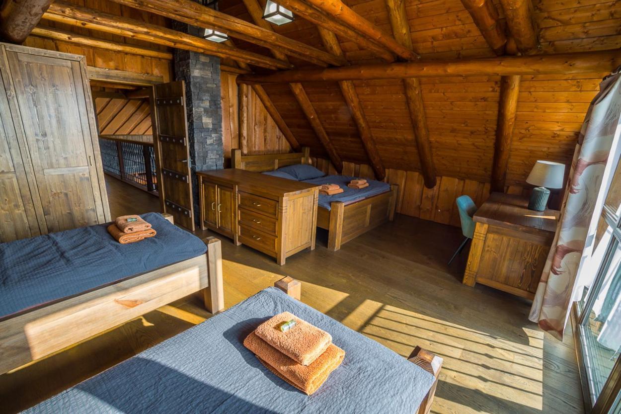 Ranch Jestrebice Hotell Hermanicky Exteriör bild